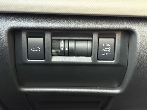 Certified 2025 Subaru Forester Limited w/ Popular Package #1 image 18