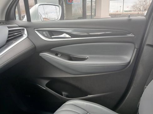 Used 2020 Buick Enclave Premium w/ Surround and Sites Package AWD/4WD image 20