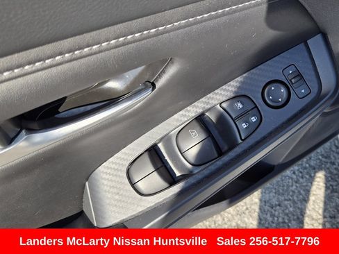 Used 2025 Nissan Sentra SV w/ All-Weather Package FWD image 21