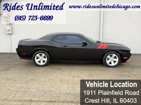 Used 2011 Dodge Challenger R/T w/ Sound Group II image 8
