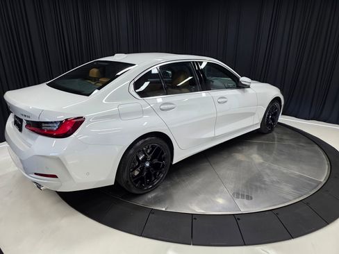 Used 2025 BMW 330i xDrive Sedan w/ Premium Package AWD/4WD image 12