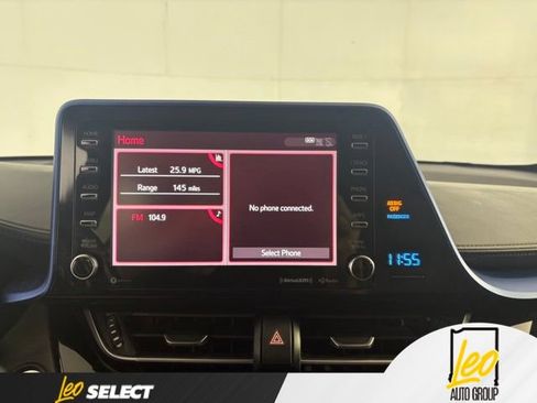 Used 2019 Toyota C-HR XLE FWD image 17