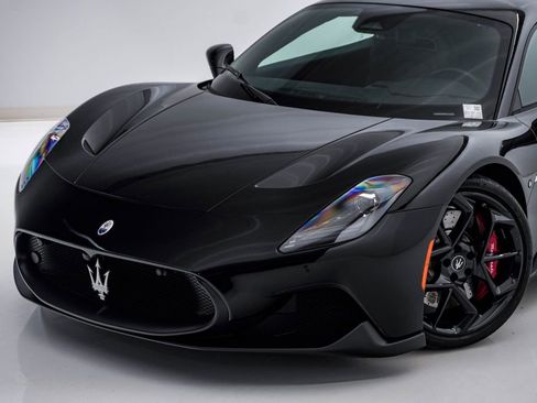 Certified 2023 Maserati MC20 Coupe RWD image 4