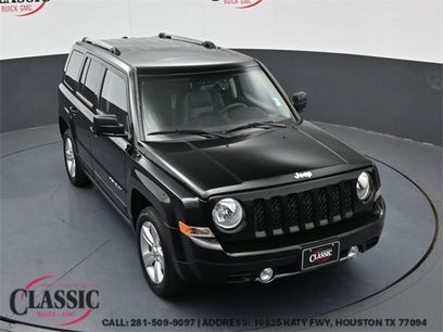 Used 2014 Jeep Patriot Limited w/ Sun/Sound Group