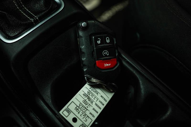 Used 2023 Jeep Wrangler Unlimited Sahara w/ Cold Weather Group AWD/4WD image 20