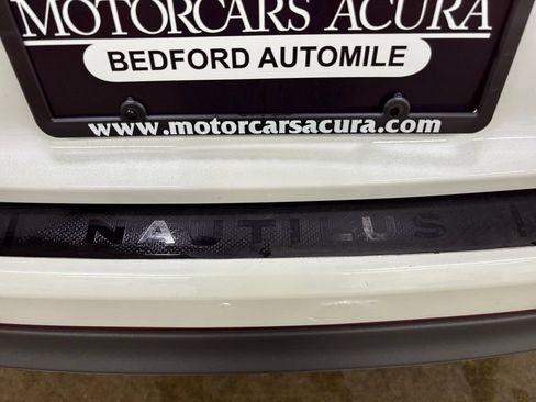Used 2021 Lincoln Nautilus Reserve AWD/4WD image 34