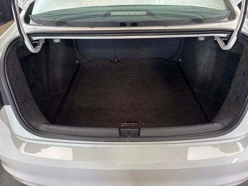 Used 2017 Volkswagen Jetta S image 28