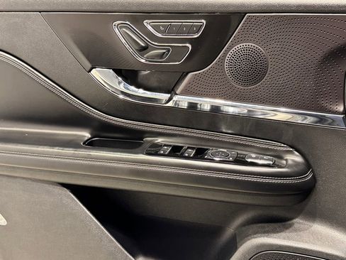 Used 2024 Lincoln Corsair Reserve w/ Equipment Group 201A image 18