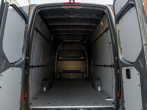 New 2026 Mercedes-Benz Sprinter 2500 image 11