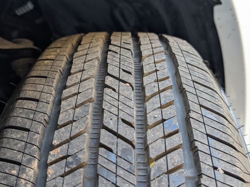 Used 2024 Nissan Armada SV w/ Cargo Package image 36