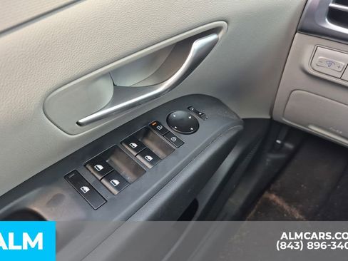Used 2025 Hyundai Tucson SEL FWD image 18
