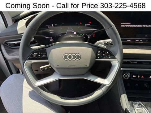 Used 2025 Audi Q5 Premium w/ Convenience Package AWD/4WD image 5