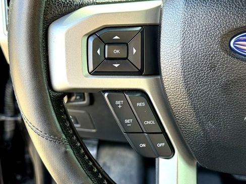 Used 2015 Ford F150 Lariat w/ Equipment Group 502A Luxury image 13