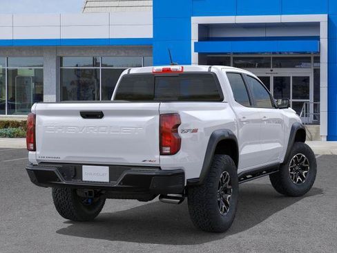 New 2026 Chevrolet Colorado ZR2 w/ Technology Package AWD/4WD image 4