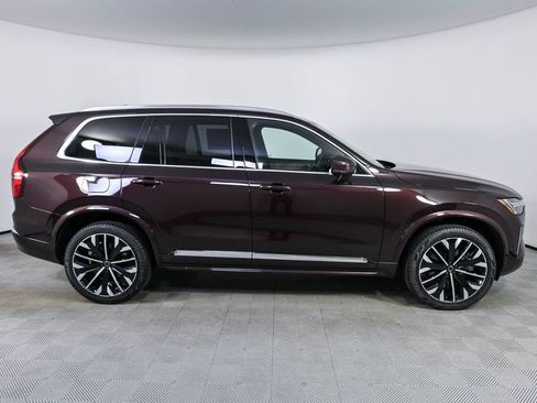 Certified 2025 Volvo XC90 T8 Plus AWD/4WD image 29