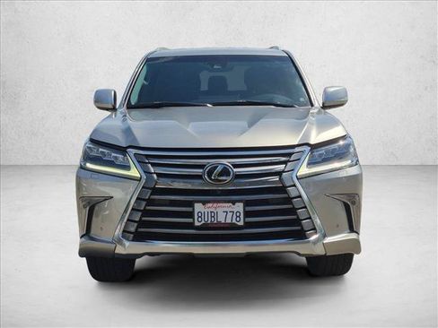 Used 2021 Lexus LX 570 4WD w/ Luxury Package image 3