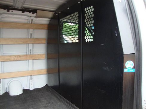 Used 2025 GMC Savana 2500 w/ Driver Convenience Package RWD image 10