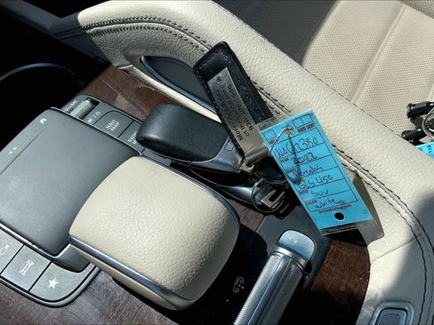 Used 2022 Mercedes-Benz GLS 450 4MATIC image 15