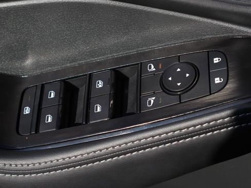 Used 2026 Nissan Rogue SV w/ Cold Weather Package image 17