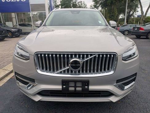 Certified 2025 Volvo XC90 B5 Core AWD/4WD image 9