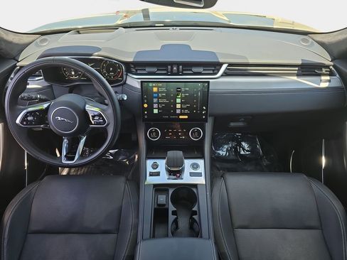 Used 2025 Jaguar F-PACE R-Dynamic S AWD/4WD image 9