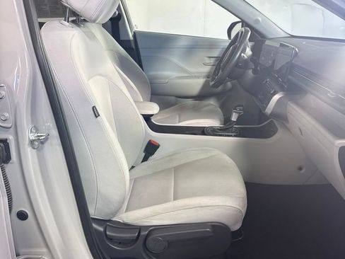 Used 2024 Hyundai Kona SEL FWD image 13