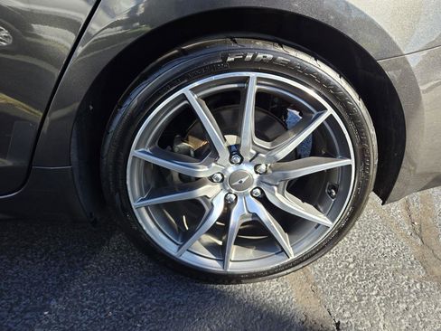 Used 2023 Genesis G70 2.0T image 44