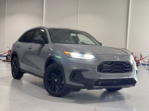 New 2026 Honda HR-V Sport image 2