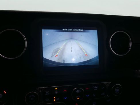 Used 2023 Jeep Wrangler Sahara w/ Cold Weather Group image 50