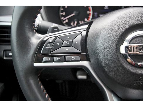 Used 2024 Nissan Altima 2.5 SR image 15