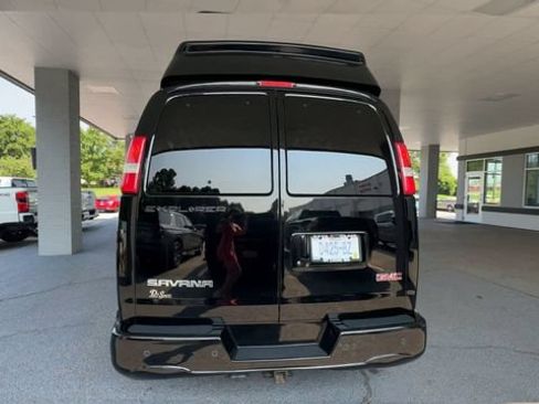 Used 2020 GMC Savana 2500 Extended w/ Enhanced Convenience Package RWD image 7