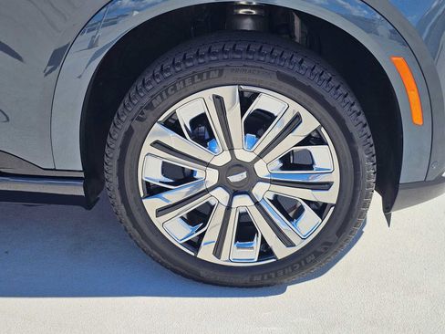 New 2026 Cadillac Escalade IQL Luxury AWD/4WD image 9