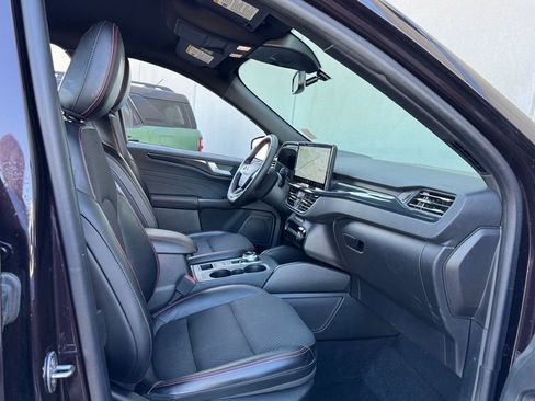 Used 2023 Ford Escape ST-Line Elite image 27