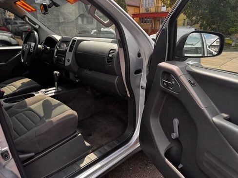 Used 2017 Nissan Frontier S RWD image 29