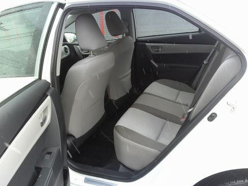 Used 2018 Toyota Corolla LE w/ Body Protection Package image 19