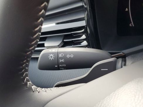 New 2026 Toyota Camry SE image 17