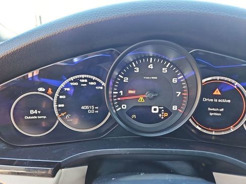 Used 2020 Porsche Cayenne image 13