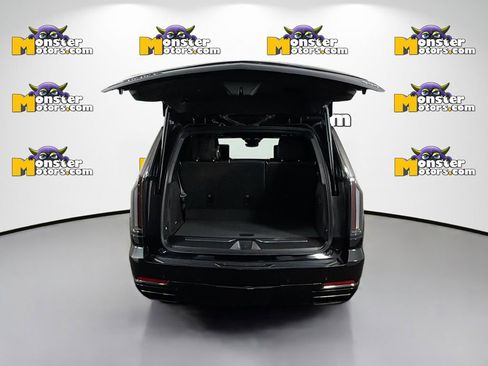 Used 2025 Cadillac Escalade Sport Platinum image 31