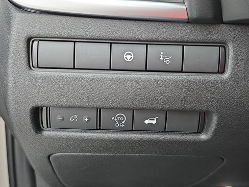 New 2026 Nissan Rogue Platinum AWD/4WD image 26