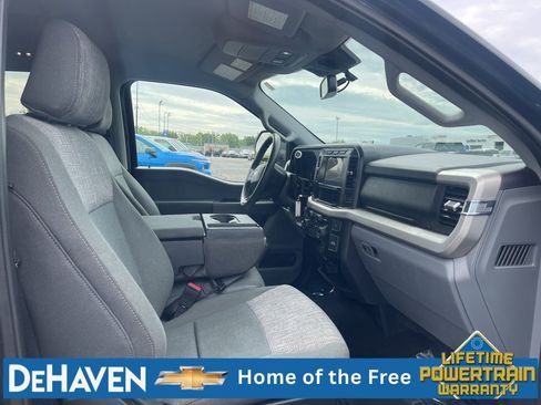 Used 2023 Ford F250 XLT AWD/4WD image 28