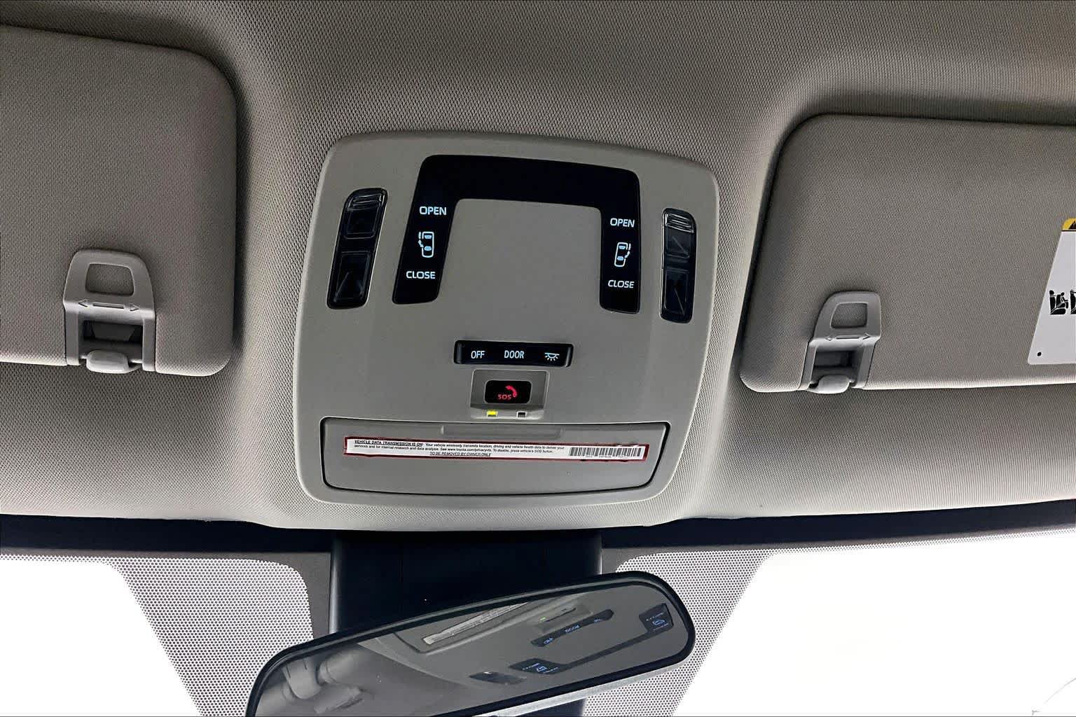 Used 2021 Toyota Sienna LE FWD image 31