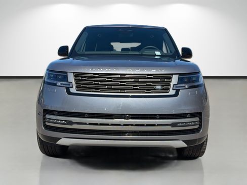 New 2026 Land Rover Range Rover Long Wheelbase SE image 8