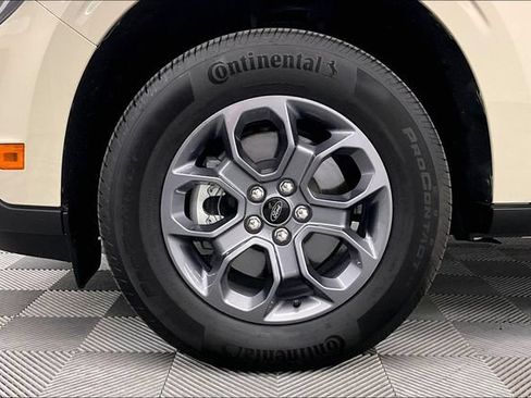 Used 2025 Ford Maverick Lariat w/ Black Appearance Package AWD/4WD image 9