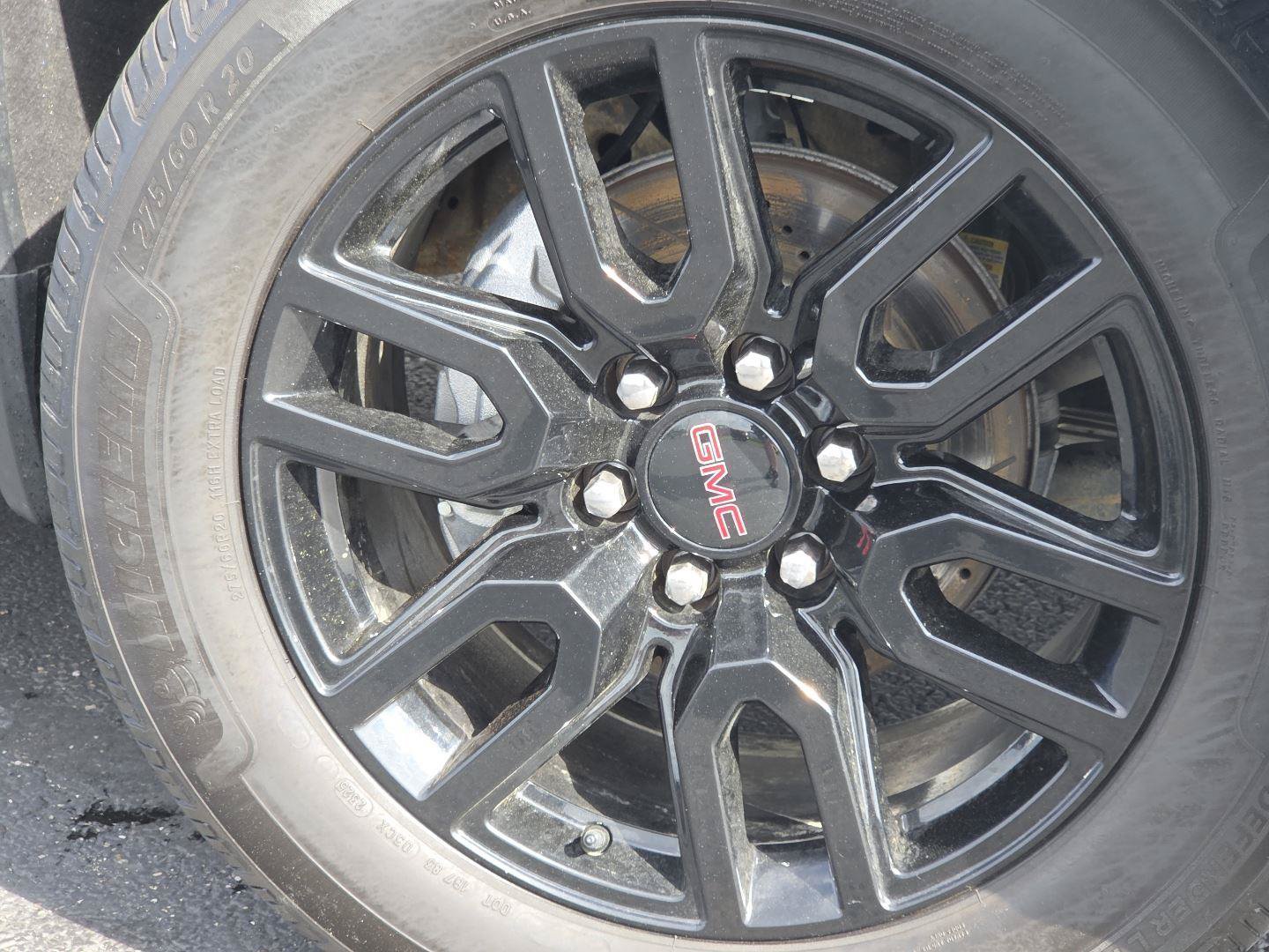 Used 2022 GMC Sierra 1500 Elevation w/ LPO, Elevation Black Package AWD/4WD image 7