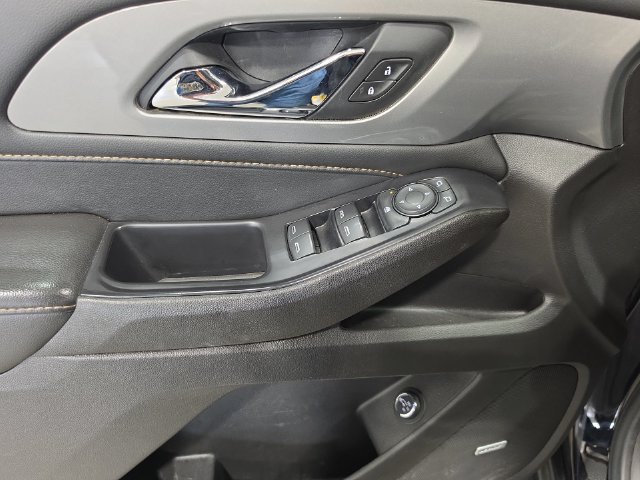 Used 2021 Chevrolet Traverse RS w/ LPO, Floor Liner Package AWD/4WD image 16