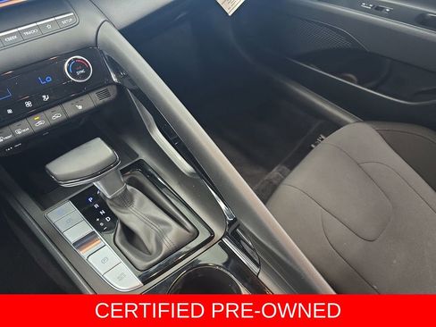 Certified 2025 Hyundai Elantra SEL w/ Cargo Package FWD image 25