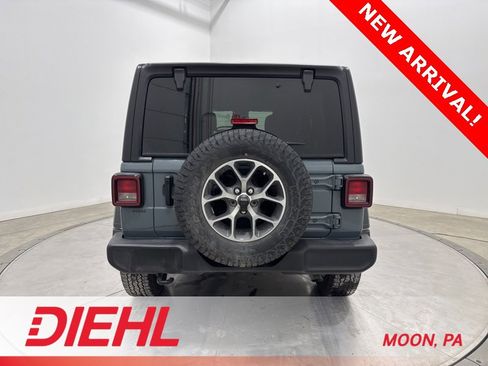 Used 2024 Jeep Wrangler Sport S image 6