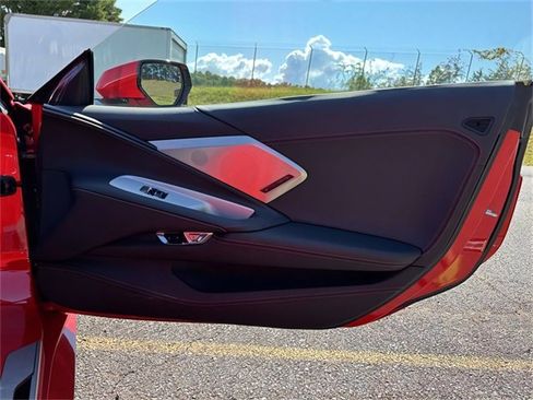 Used 2024 Chevrolet Corvette Stingray Premium Conv w/ 3LT image 23