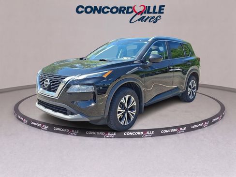 Certified 2023 Nissan Rogue SV w/ SV Premium B Package AWD/4WD image 4