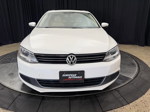 Used 2013 Volkswagen Jetta SE FWD image 13